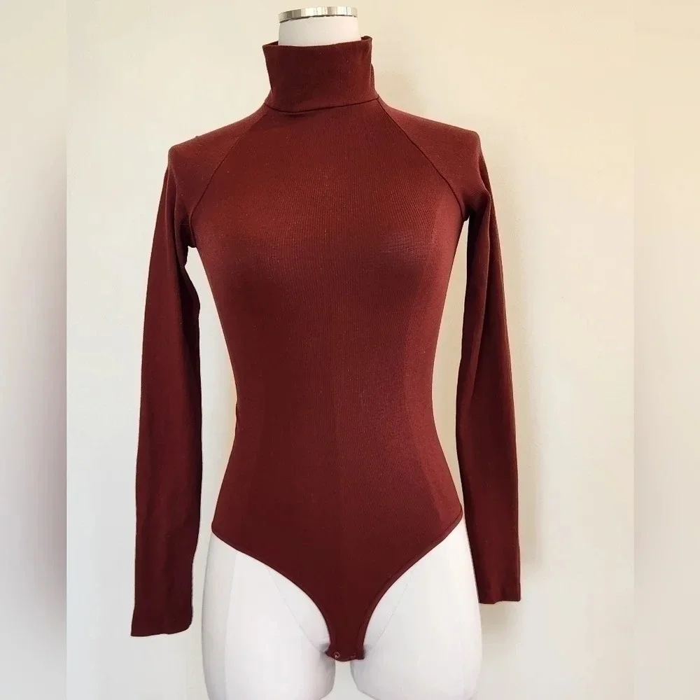 NWOT || FREE PEOPLE INTIMATELY || red, body suit, size S, long sleeves, mockneck